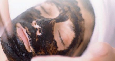 Ederbel persona con mascarilla