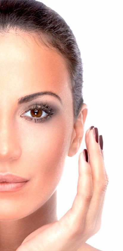 Ederbel medio rostro de mujer